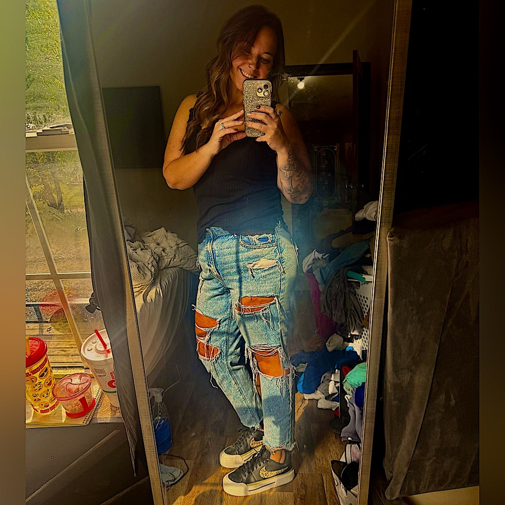 Meet your Posher, Courtney